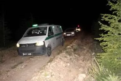 Küçük çocuğun cansız bedeni toprağa gömülü olarak bulundu Küçük çocuğun cansız bedeni toprağa gömülü olarak bulundu