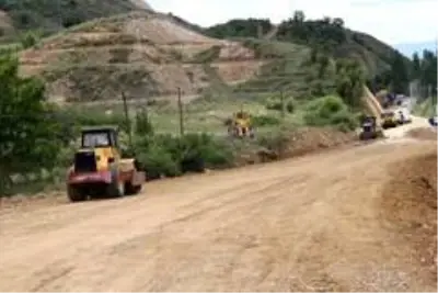 Son dakika haberleri | Kunduzlu-Ahacık yolunda hummalı çalışma Son dakika haberleri | Kunduzlu-Ahacık yolunda hummalı çalışma