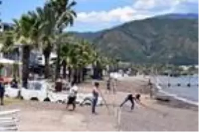 Marmaris plajlarında 'tedbirli sezon' hazırlığı
