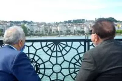 Şehrin müdavimleri yine sokaklarda Şehrin müdavimleri yine sokaklarda