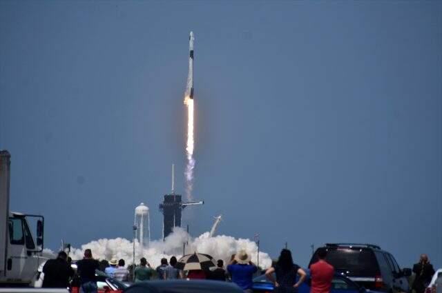 Son Dakika: SpaceX'in uzaya fırlattığı Crew Dragon kapsülü Uluslararası Uzay İstasyonu'na bağlandı Son Dakika: SpaceX'in uzaya fırlattığı Crew Dragon kapsülü Uluslararası Uzay İstasyonu'na bağlandı