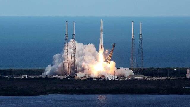 SpaceX nedir? SpaceX nereye gidiyor? SpaceX'de aç kişi var? SpaceX sahibi kim? SpaceX önemi nedir? Crew Dragon uzay aracının özellikleri nelerdir? SpaceX nedir? SpaceX nereye gidiyor? SpaceX'de aç kişi var? SpaceX sahibi kim? SpaceX önemi nedir? Crew Dragon uzay aracının özellikleri nelerdir?
