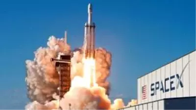 SpaceX nedir? SpaceX nereye gidiyor? SpaceX'de kaç kişi var? SpaceX sahibi kim? SpaceX önemi nedir? Crew Dragon uzay aracının özellikleri nelerdir? SpaceX nedir? SpaceX nereye gidiyor? SpaceX'de kaç kişi var? SpaceX sahibi kim? SpaceX önemi nedir? Crew Dragon uzay aracının özellikleri nelerdir?