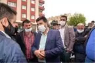 Ankara'da yüksek sesle müzik dinleme kavgası: 1 ölü, 4 gözaltı (2) Ankara'da yüksek sesle müzik dinleme kavgası: 1 ölü, 4 gözaltı (2)