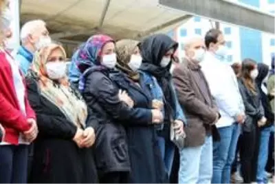 Dilek Hemşire için çalıştığı hastanede tören düzenlendi Dilek Hemşire için çalıştığı hastanede tören düzenlendi