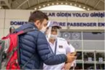 Havalimanlarında kapıda vedalaşma dönemi Havalimanlarında kapıda vedalaşma dönemi