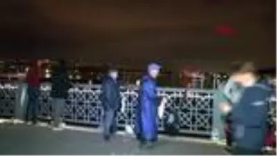 İSTANBUL'DA NORMALLEŞME TAKVİMİYLE BİRLİKTE BALIK TUTMAYA KOŞTULAR İSTANBUL'DA NORMALLEŞME TAKVİMİYLE BİRLİKTE BALIK TUTMAYA KOŞTULAR