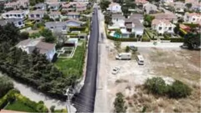 İzmir'de asfalt atağı sürüyor İzmir'de asfalt atağı sürüyor