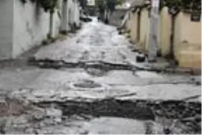 Son dakika güncel: İzmir'de sağanak; esnaf ilk iş gününde su baskınıyla karşılaştı