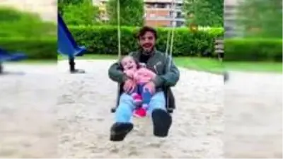 Marcelo Saracchi'nin çocuğu ile keyifli anları Marcelo Saracchi'nin çocuğu ile keyifli anları