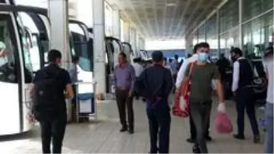Otogarda normalleşme hareketliliği