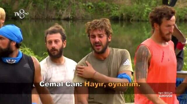 Oyunda sakatlanan Cemal Can, acı içinde kıvrandı! Çığlıkları adayı inletti Oyunda sakatlanan Cemal Can, acı içinde kıvrandı! Çığlıkları adayı inletti