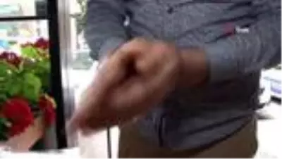 Restoranların oturma alanları yeniden hizmet vermeye başladı Restoranların oturma alanları yeniden hizmet vermeye başladı