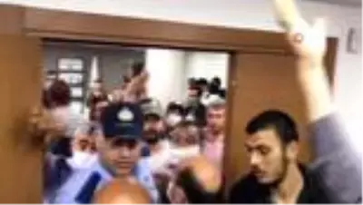Saldırıya uğrayan İncirliova Belediye Başkanı Kaya: 'Yolsuzlukları ortaya çıkardığımız için bize... Saldırıya uğrayan İncirliova Belediye Başkanı Kaya: 'Yolsuzlukları ortaya çıkardığımız için bize...