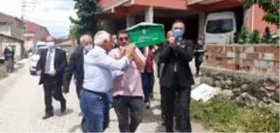 Salim Savcı toprağa verildi Salim Savcı toprağa verildi