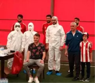 Sivasspor'a 3. kez korona virüs testi yapıldı Sivasspor'a 3. kez korona virüs testi yapıldı