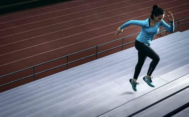 Spor yaparken şık görünmenin püf noktaları