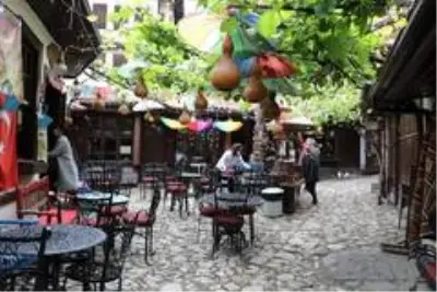 Tarihi kentte tarihi mekanlar açıldı