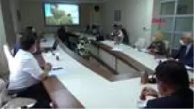 Tescillenen 'Bozcaada çavuş üzümü' için tanıtım toplantısı düzenlendi Tescillenen 'Bozcaada çavuş üzümü' için tanıtım toplantısı düzenlendi