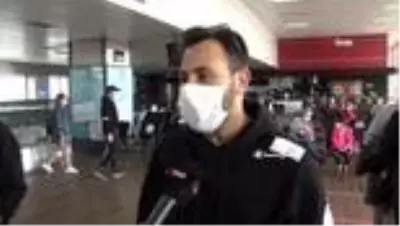 Yeni normal başladı, Sabiha Gökçen Havalimanı'ndan ilk uçuş İzmir'e gerçekleştirildi Yeni normal başladı, Sabiha Gökçen Havalimanı'ndan ilk uçuş İzmir'e gerçekleştirildi