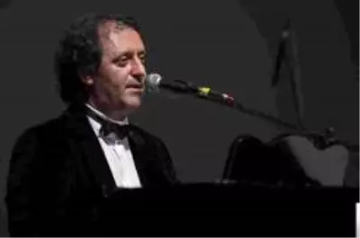 Yücel Arzen'den Mavi Marmara'nın 10. yılına özel beste ve klip Yücel Arzen'den Mavi Marmara'nın 10. yılına özel beste ve klip