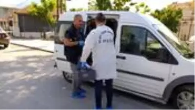 65 yaşındaki adam, birlikte alkol içtiği arkadaşını ekmek bıçağı ile ağır yaraladı