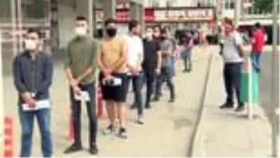 ADANA Asker adaylarına koronavirüs testi ADANA Asker adaylarına koronavirüs testi
