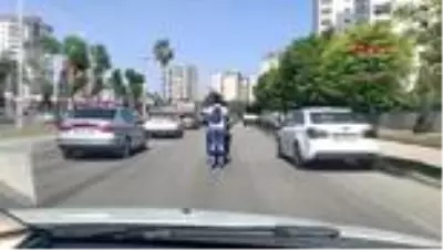 Adana’da tehlikeli yolculuk