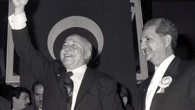 Ahmet Tekdal kimdir? Ahmet Tekdal nereli ve ne iş yapıyor? Ahmet Tekdal hangi görevlerde bulundu? Ahmet Tekdal hayatı ve biyografisi!