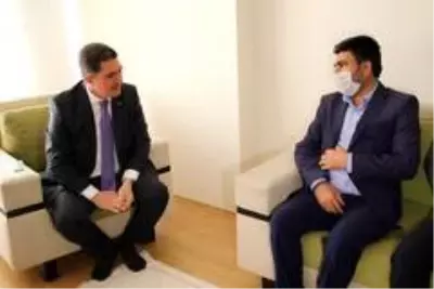 AK Parti'li milletvekillerinden Barış Çakan'ın ailesine taziye ziyareti AK Parti'li milletvekillerinden Barış Çakan'ın ailesine taziye ziyareti