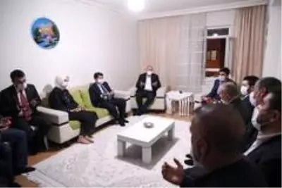 Bakan Soylu'dan, Barış Çakan'ın ailesine taziye ziyareti Bakan Soylu'dan, Barış Çakan'ın ailesine taziye ziyareti