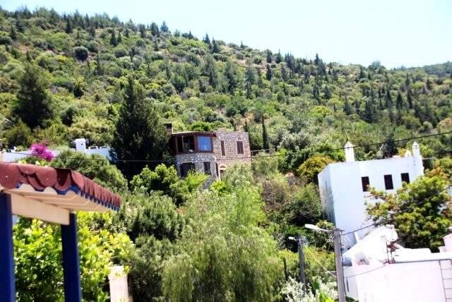 Can Dündar'ın Bodrum'daki milyon dolarlık villasına yıkım kararı çıktı Can Dündar'ın Bodrum'daki milyon dolarlık villasına yıkım kararı çıktı