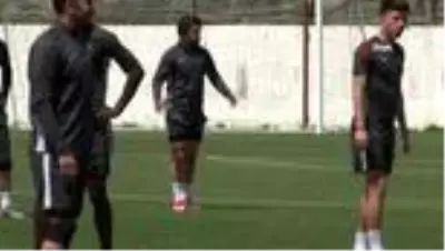 Denizlisporlu futbolculardan 'Hazırız' mesajı Denizlisporlu futbolculardan 'Hazırız' mesajı