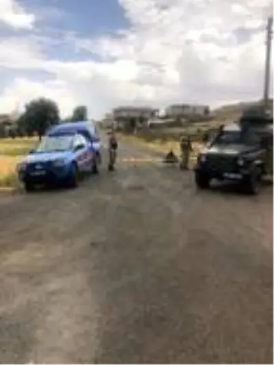 Muhtarın ablasının keyfi tutumu nedeniyle bütün mahalle karantinaya alındı