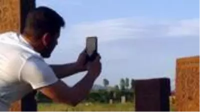 Dünyanın en büyük İslam mezarlığı, 3 ay sonra yeniden kapılarını açtı Dünyanın en büyük İslam mezarlığı, 3 ay sonra yeniden kapılarını açtı