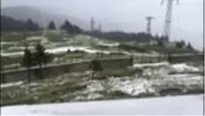 Son dakika! Ilgaz Dağı'na haziranda kar yağdı