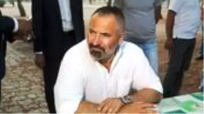 Kapatılan Ulusal Parti'nin lideri Semih Tufan Gülaltay, Cumhurbaşkanı Erdoğan'a hakaretten tutuklandı Kapatılan Ulusal Parti'nin lideri Semih Tufan Gülaltay, Cumhurbaşkanı Erdoğan'a hakaretten tutuklandı