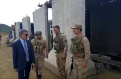Son dakika haberi: Kaymakam Özkan'dan operasyon bölgesindeki askerlere ziyaret