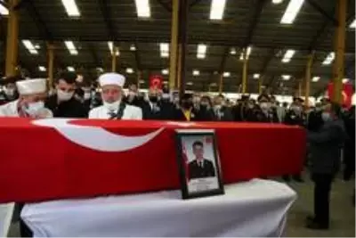 Konyalı şehit son yolculuğuna uğurlandı Konyalı şehit son yolculuğuna uğurlandı