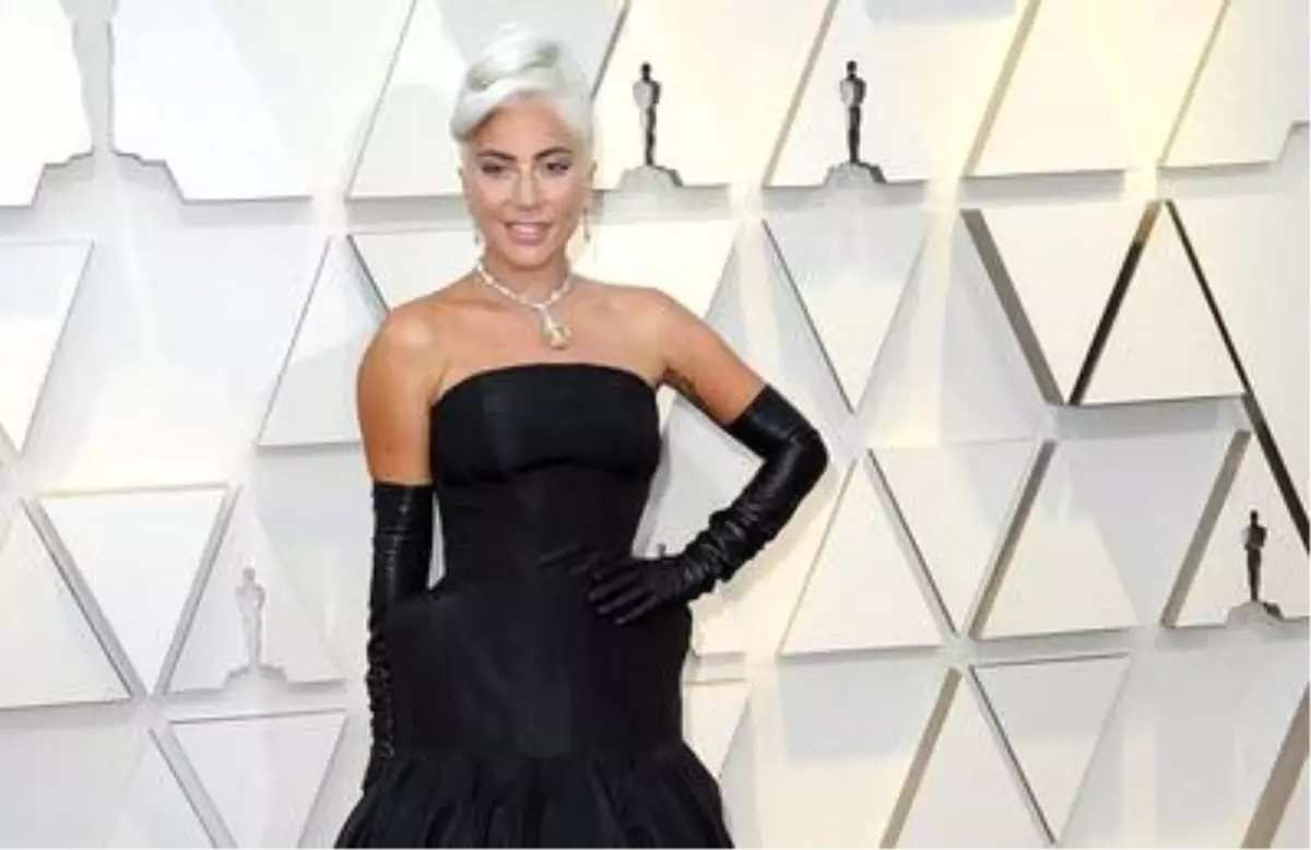Lady Gaga Trump'a ateş püskürdü