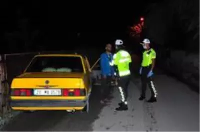 Son dakika haber... Polisin kaza yapan alkollü sürücü ile imtihanı Son dakika haber... Polisin kaza yapan alkollü sürücü ile imtihanı