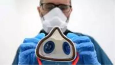 Sağlık çalışanlarının korunması için 'kendini temizleyen' maske geliştirildi Sağlık çalışanlarının korunması için 'kendini temizleyen' maske geliştirildi