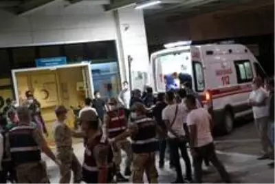 Siirt'ten acı haber: 2 asker şehit, 7 asker yaralı Siirt'ten acı haber: 2 asker şehit, 7 asker yaralı