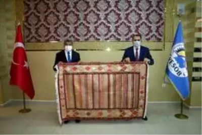 Vali Bilmez: 'Taziyeler ve iftar davetleri Van'da virüsün yayılmasına sebep oldu' Vali Bilmez: 'Taziyeler ve iftar davetleri Van'da virüsün yayılmasına sebep oldu'