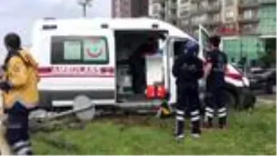 ZONGULDAK Ambulans ile otomobil çarpıştı: 1 ölü, 1 yaralı ZONGULDAK Ambulans ile otomobil çarpıştı: 1 ölü, 1 yaralı