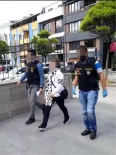 Polis, GBT'ye aldığı kadının 9 yıl hapis cezası olduğunu görünce apar topar karakola götürdü