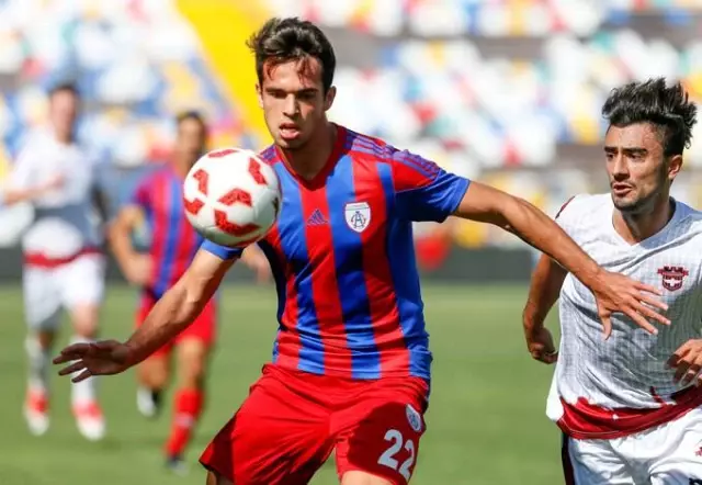 Beşiktaş, Altınordu'da oynayan Kerim Alıcı'yı transfer etmek istiyor Beşiktaş, Altınordu'da oynayan Kerim Alıcı'yı transfer etmek istiyor