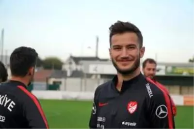 Çaykur Rizespor Başkanı Hasan Kartal, Oğulcan Çağlayan'ın Galatasaray'la görüştüğünü doğruladı Çaykur Rizespor Başkanı Hasan Kartal, Oğulcan Çağlayan'ın Galatasaray'la görüştüğünü doğruladı