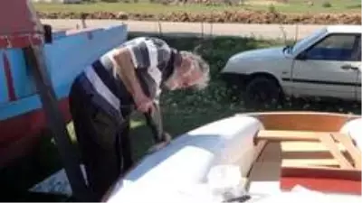 Denizi olmayan ilde ekmeğini tekneden kazanıyor Denizi olmayan ilde ekmeğini tekneden kazanıyor