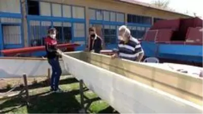 Denizi olmayan ilde ekmeğini tekneden kazanıyor Denizi olmayan ilde ekmeğini tekneden kazanıyor
